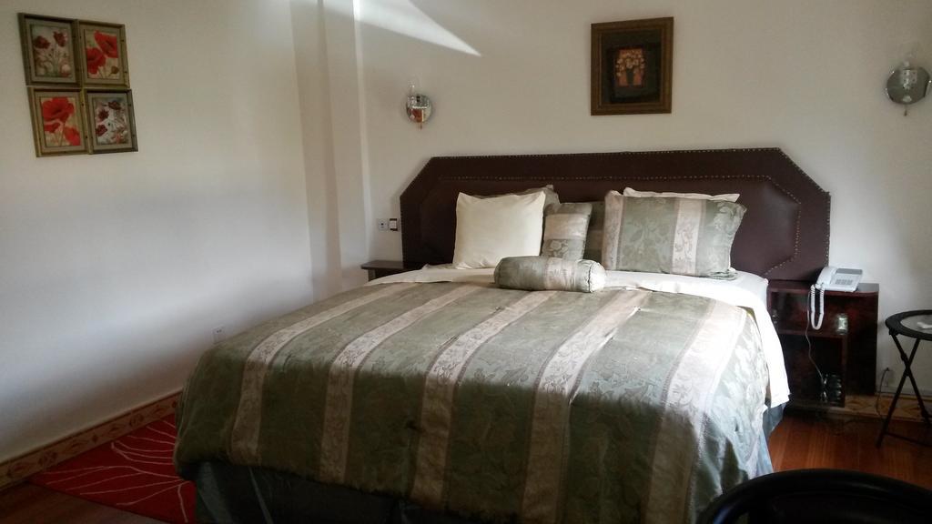 Zambezi Inn Hotel Conakry Bagian luar foto