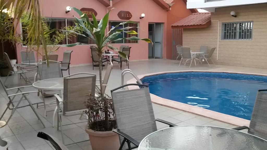 Zambezi Inn Hotel Conakry Bagian luar foto