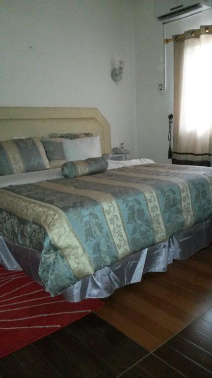 Zambezi Inn Hotel Conakry Ruang foto