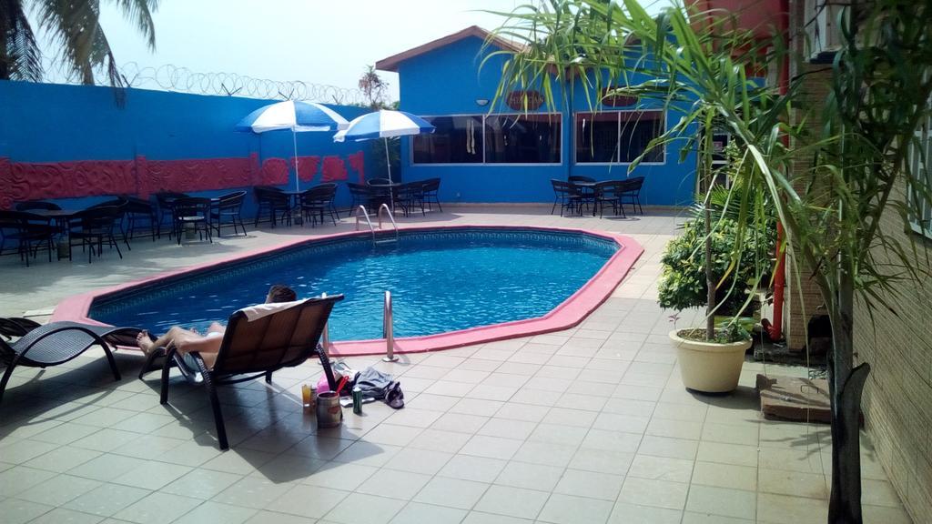Zambezi Inn Hotel Conakry Bagian luar foto