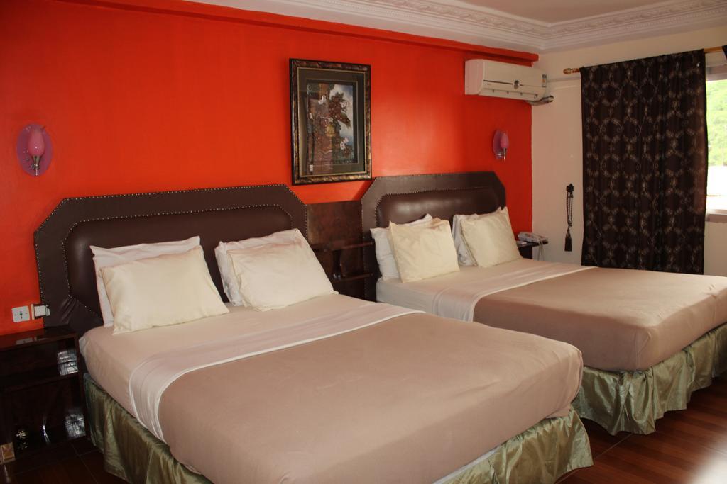 Zambezi Inn Hotel Conakry Bagian luar foto